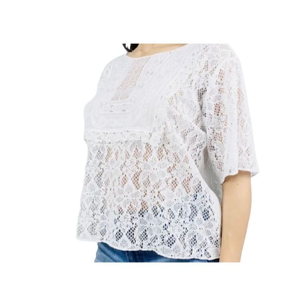Zara woman’s eyelet embroidered lightweight white crop top size med